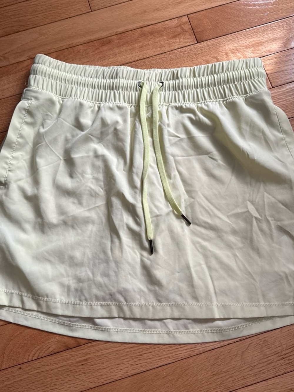 tek gear Light Yellow Drawstring Athletic Skort